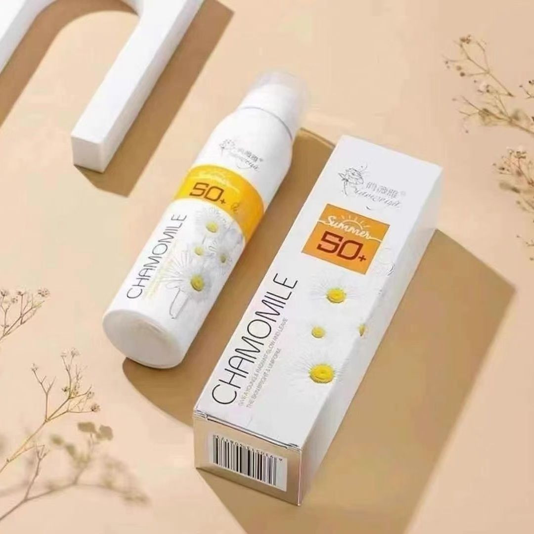 Chamomile Essence Soothing Moisturizing Sunscreen Spray SPF50+ 200ml