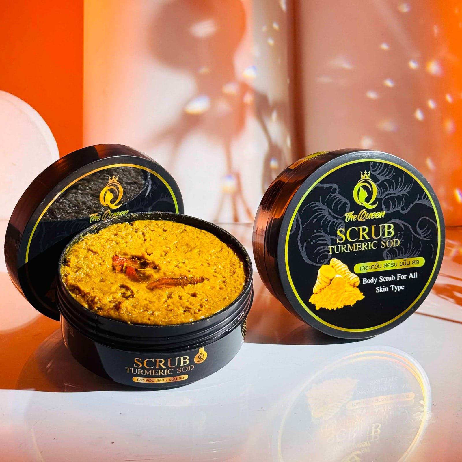 The Queen Turmeric Body Scrub 250g Thailand